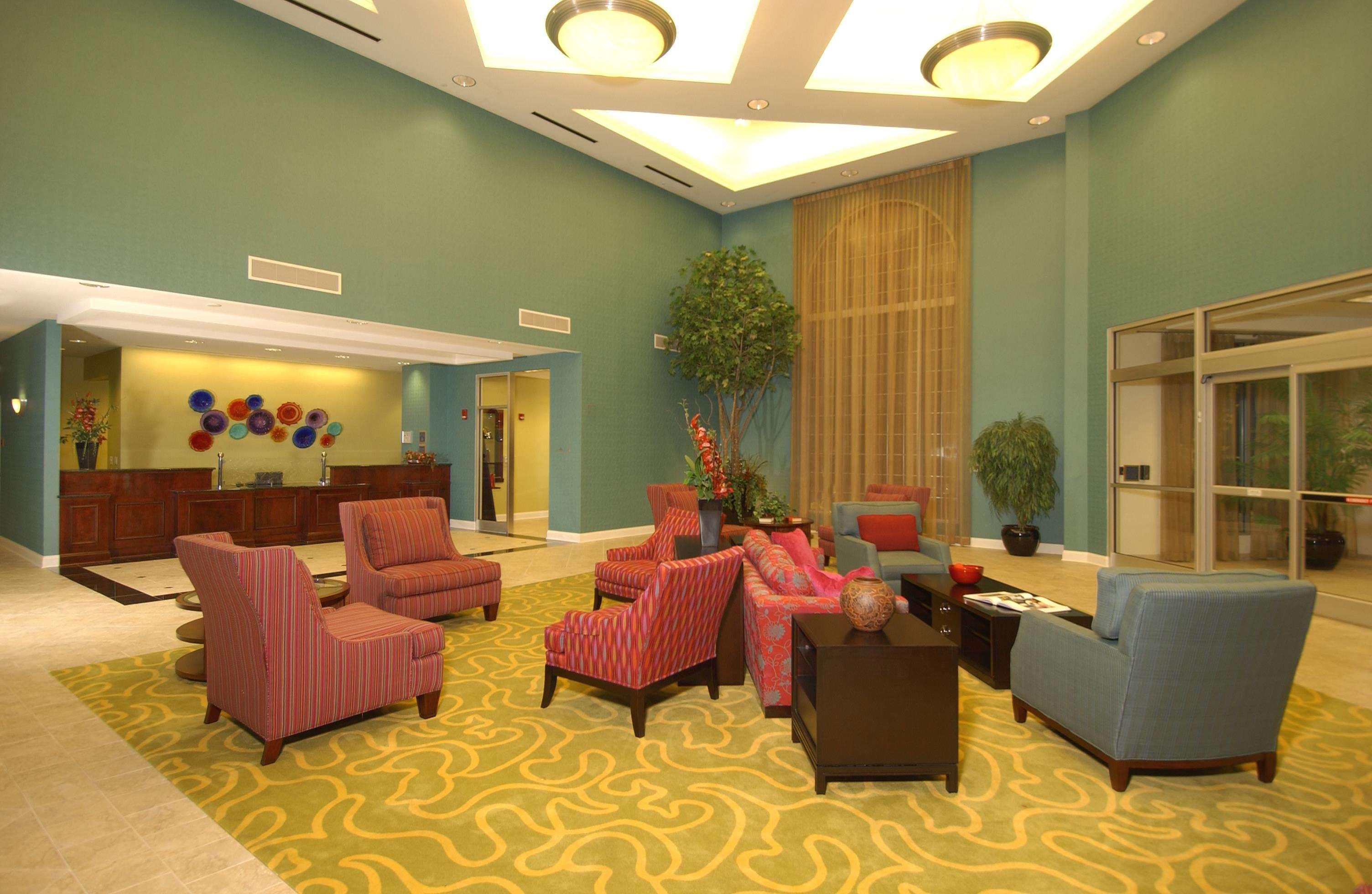 Doubletree By Hilton Greensboro Eksteriør billede