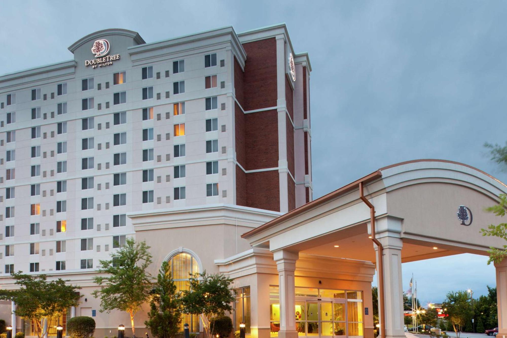 Doubletree By Hilton Greensboro Eksteriør billede